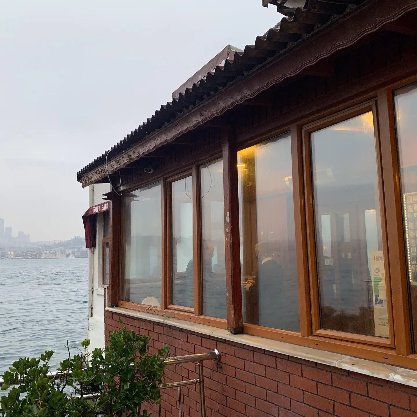 Ismet Baba Fish Restaurant — Kuzguncuk (6/7)
