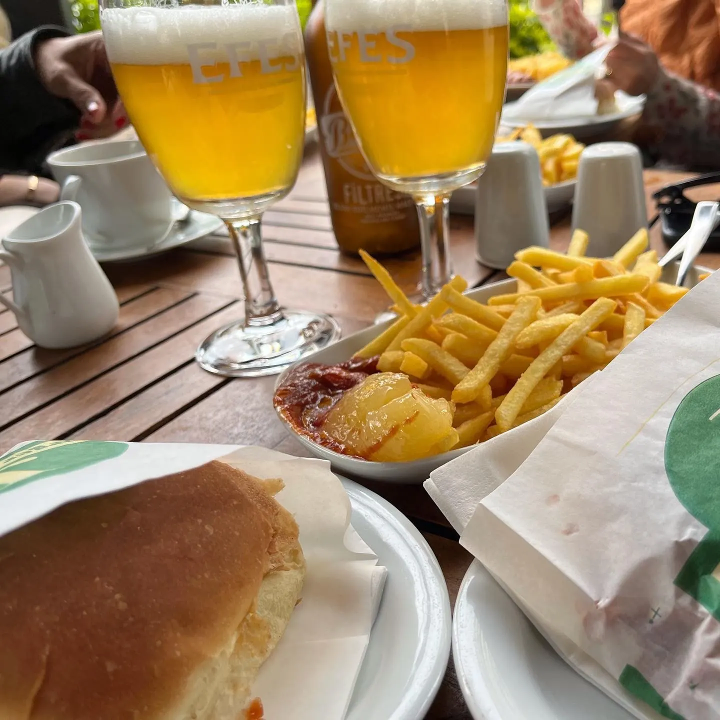 J Burger — Caddebostan (3/5)