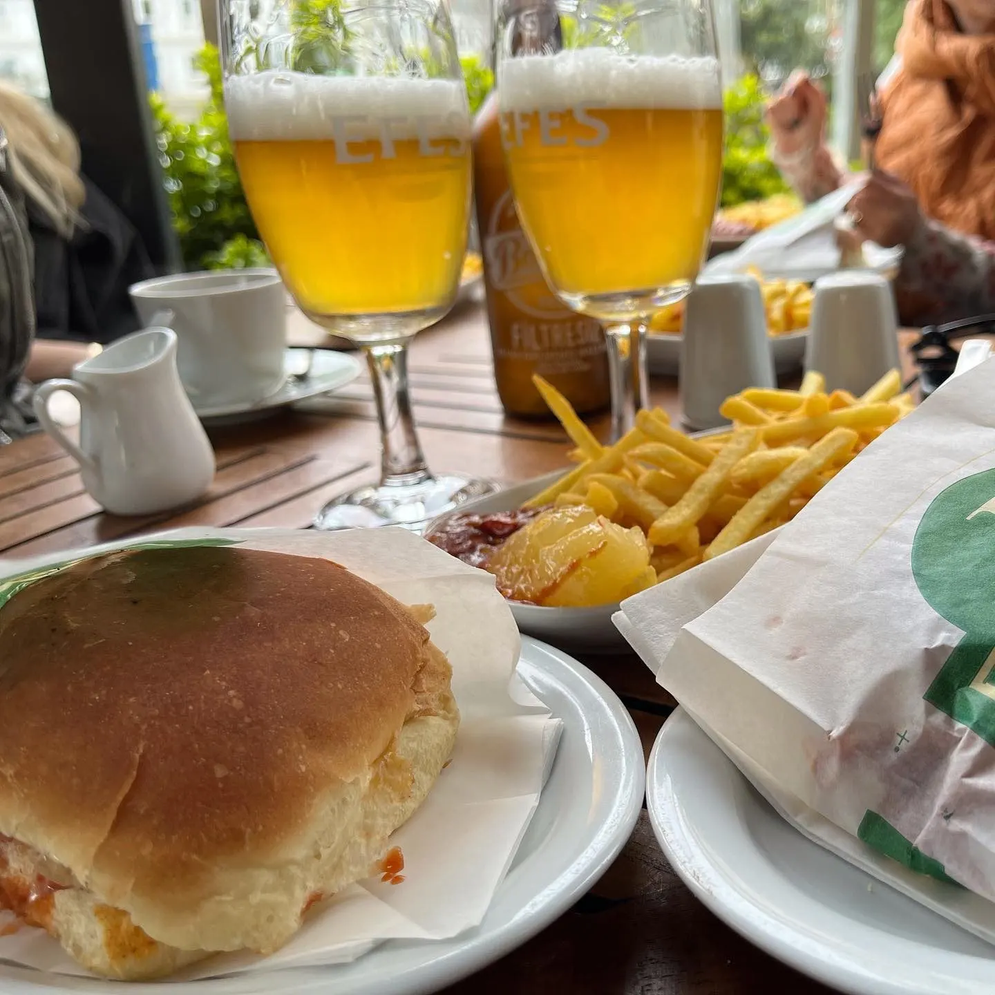 J Burger — Caddebostan (5/5)