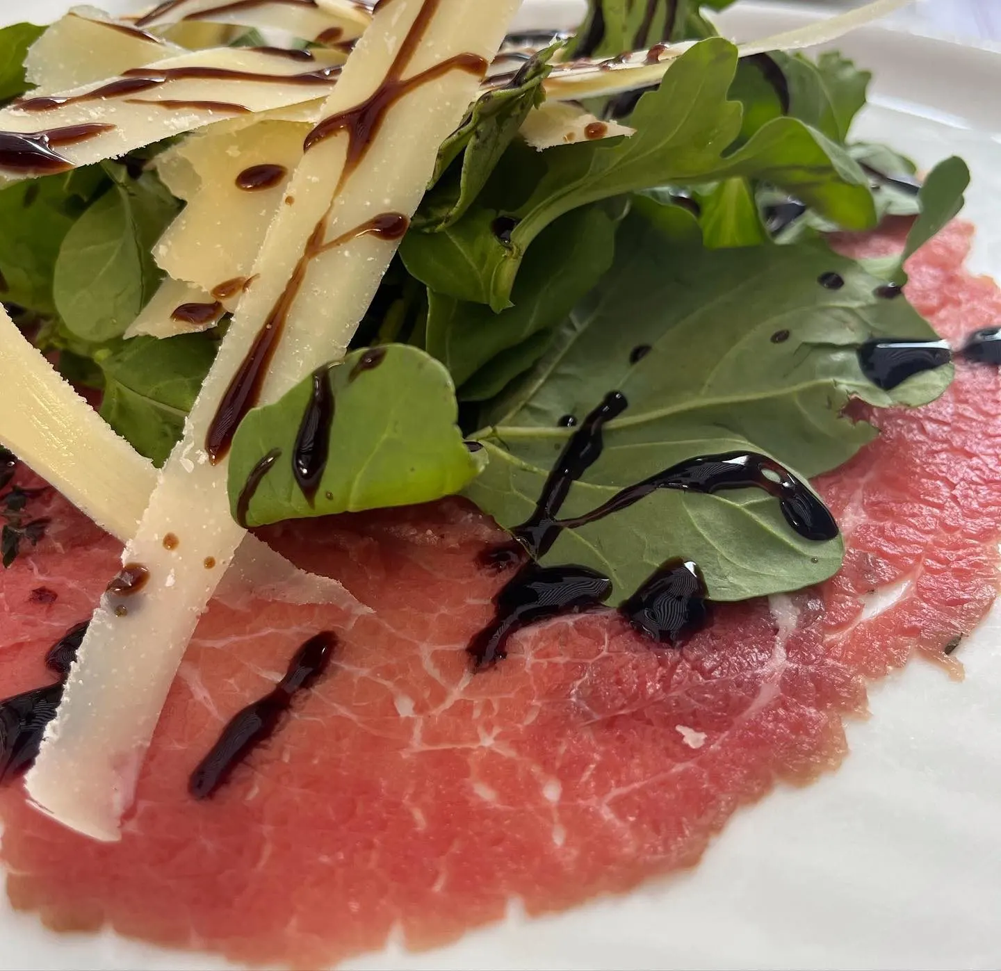 Neni Brasserie Istanbul — Caddebostan (2/10)