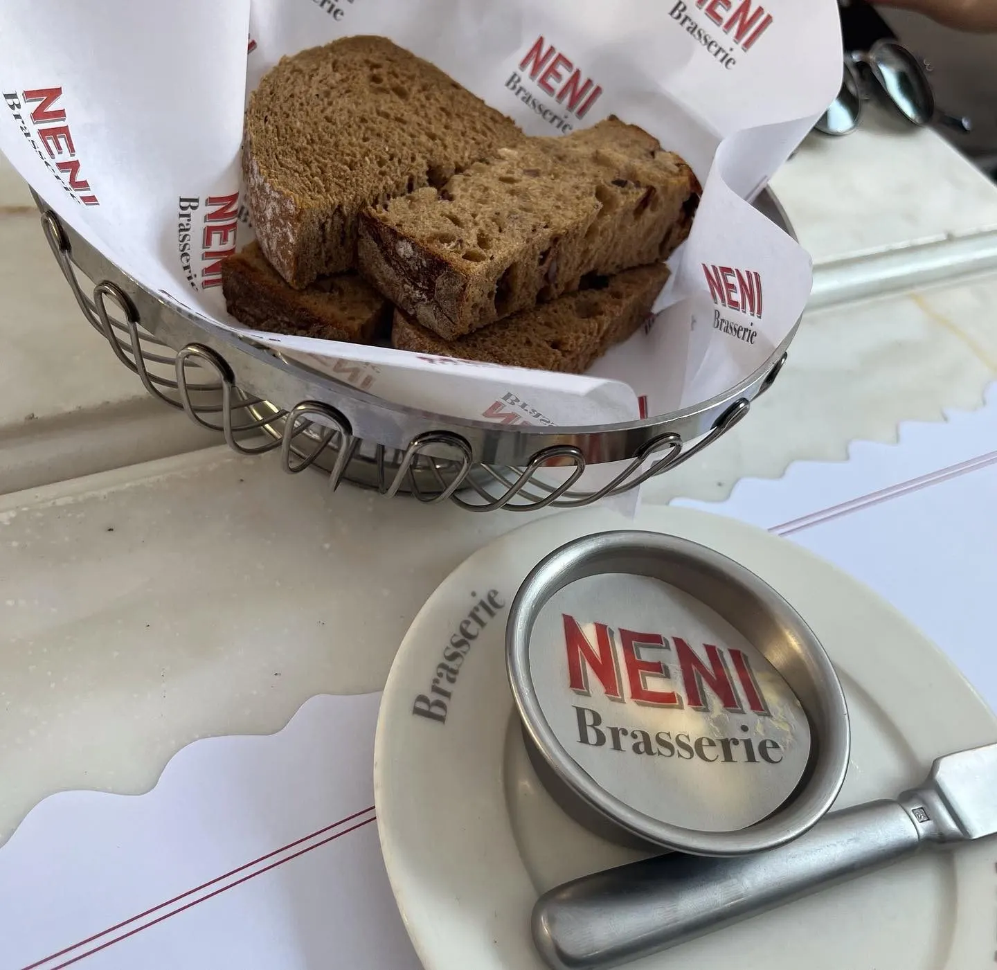 Neni Brasserie Istanbul — Caddebostan (7/10)