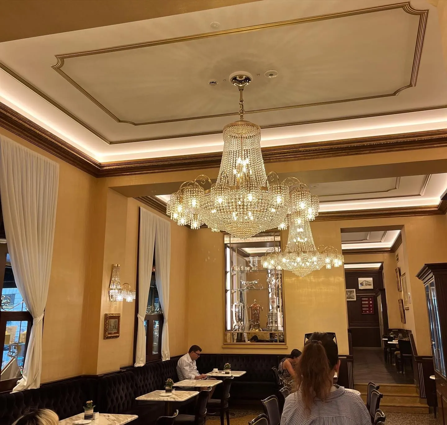 Cova Montenapoleone — Milano (10/10)