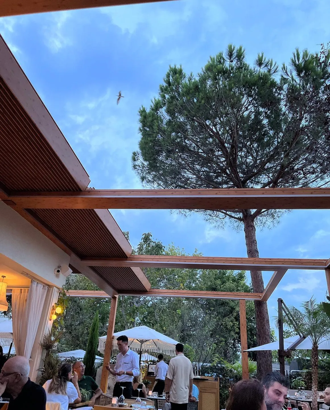 Cookshop. Etiler Arka Bahçe Villa — Etiler (4/9)