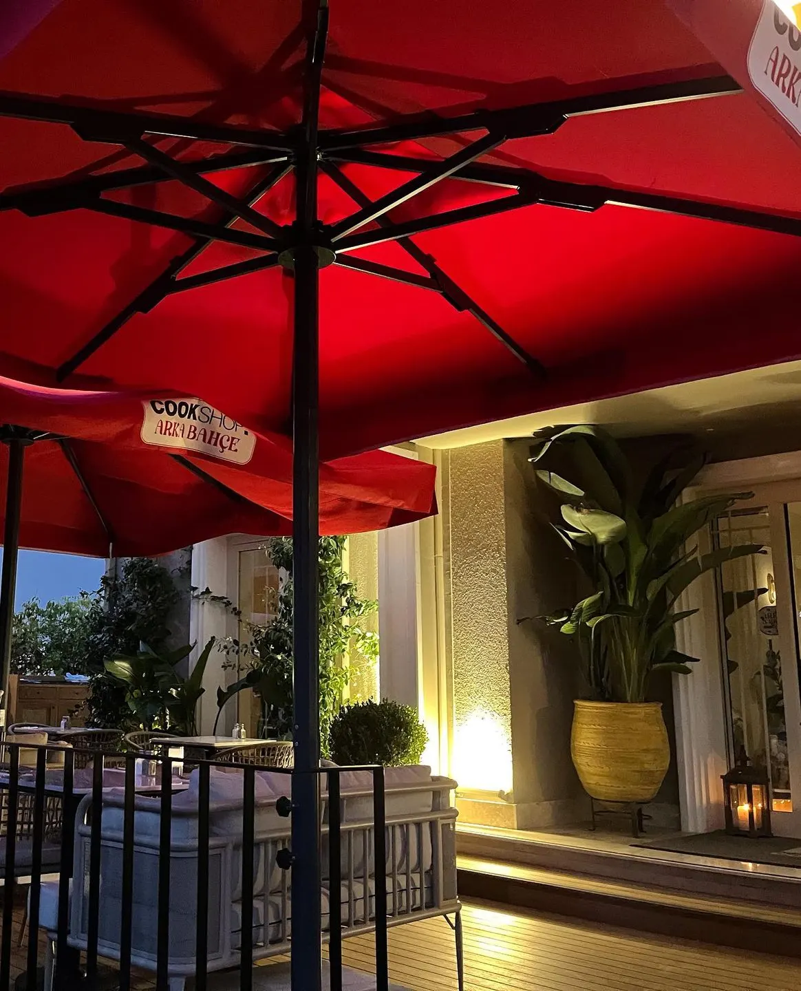 Cookshop. Etiler Arka Bahçe Villa — Etiler (5/9)
