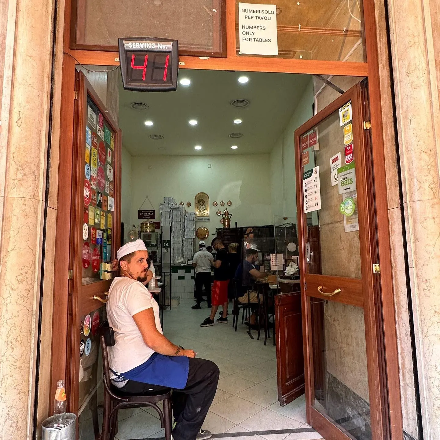L'Antica Pizzeria Da Michele — Napoli (3/9)