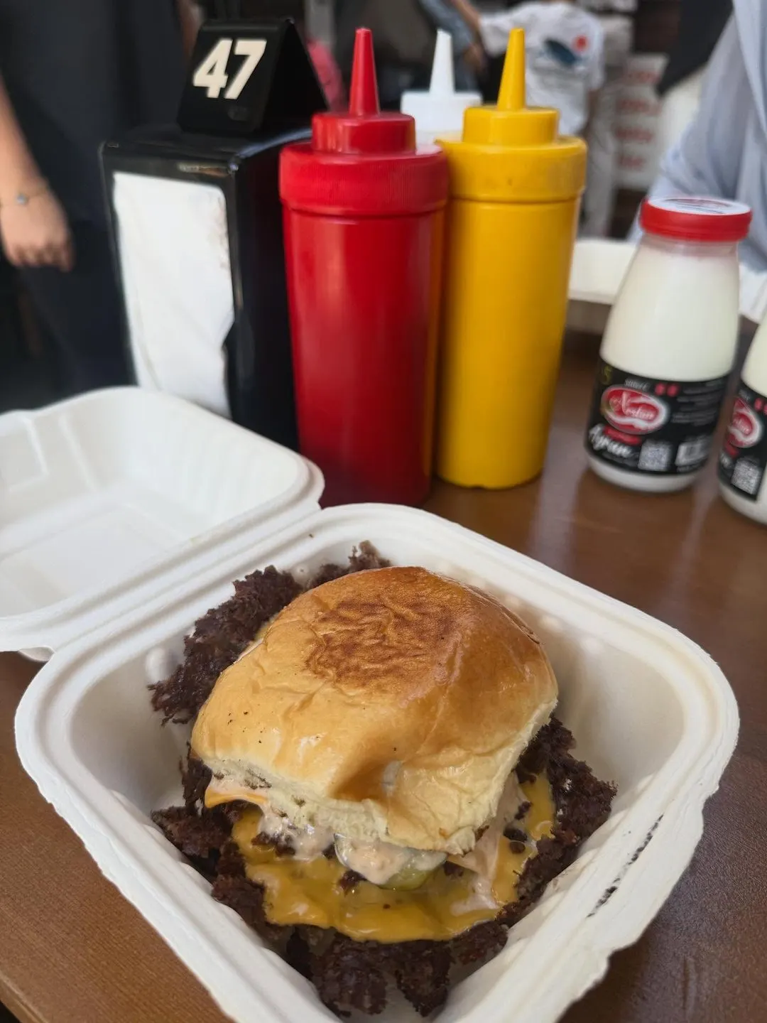 Supernormal Burger Etiler — Etiler (10/10)