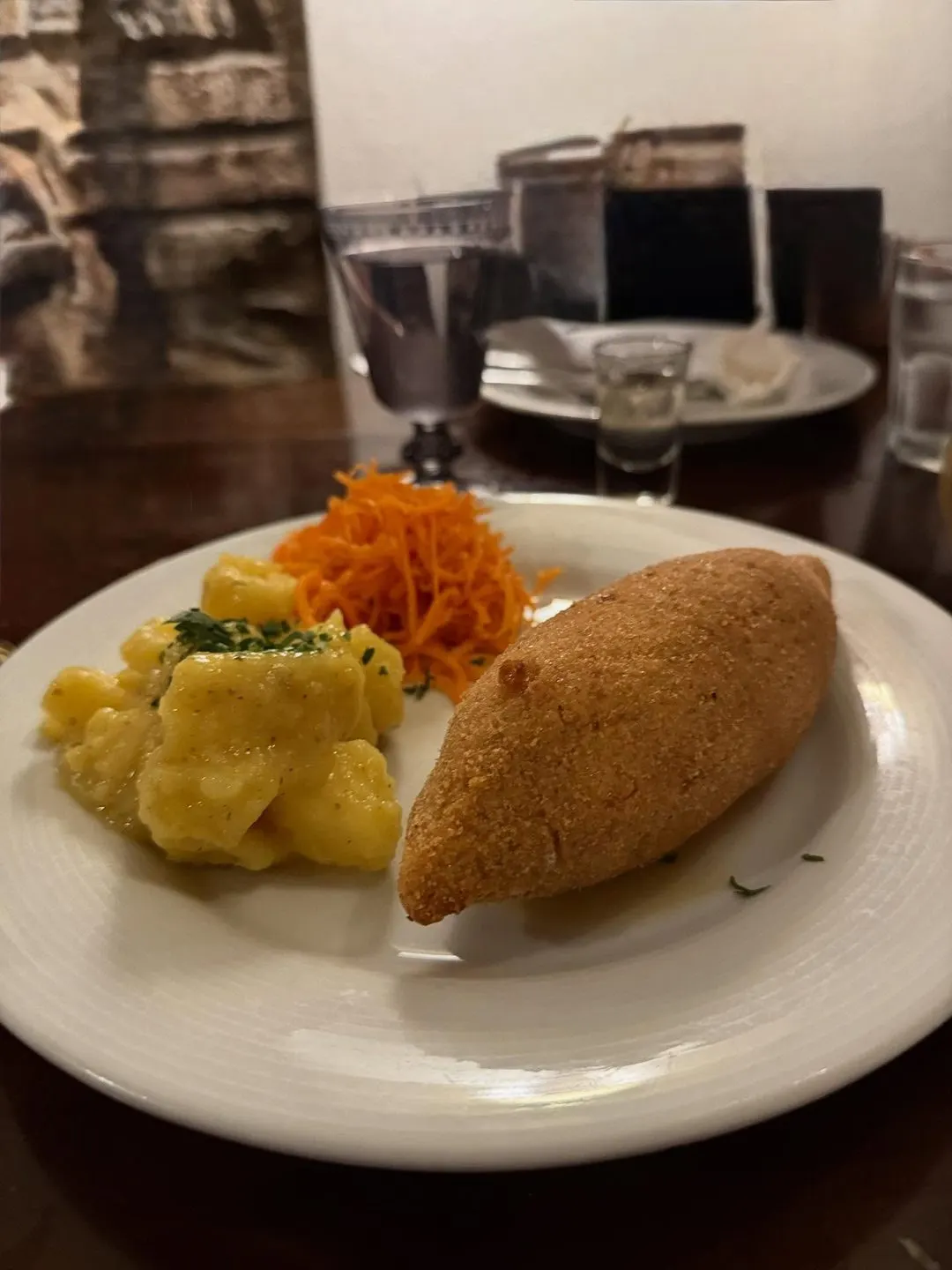 Ayaspasa Russian Restaurant — Taksim (11/17)