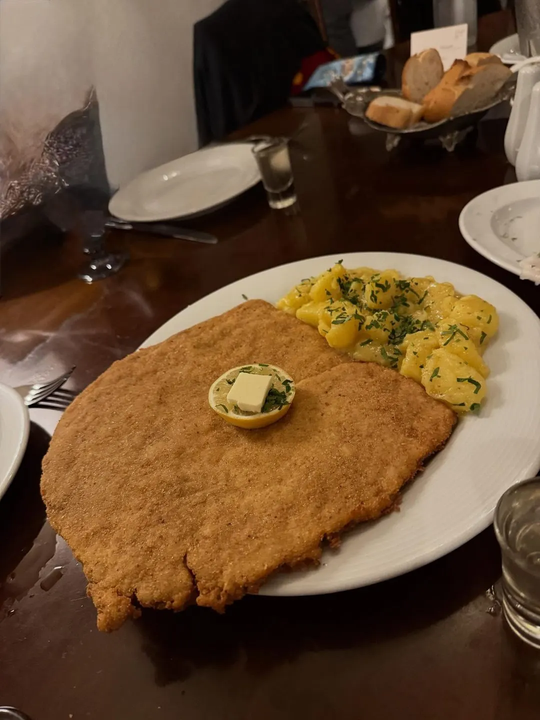 Ayaspasa Russian Restaurant — Taksim (12/17)