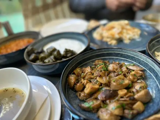 Sade Beş Denizler — Nişantaşı · İstanbul