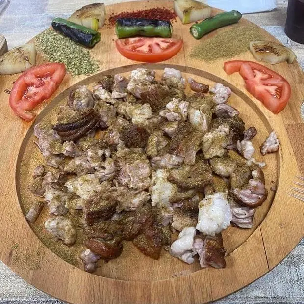 Kokoreçci Asım Usta — İzmir