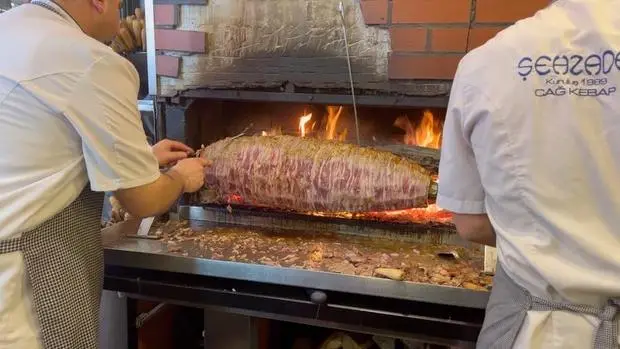 Şehzade Erzurum Cağ Kebabı — Sirkeci · İstanbul