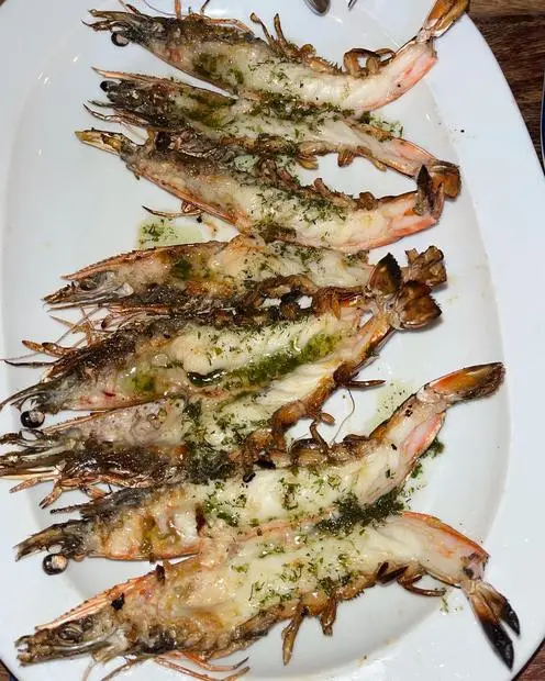 Cesme Horasan Balık — Çeşme